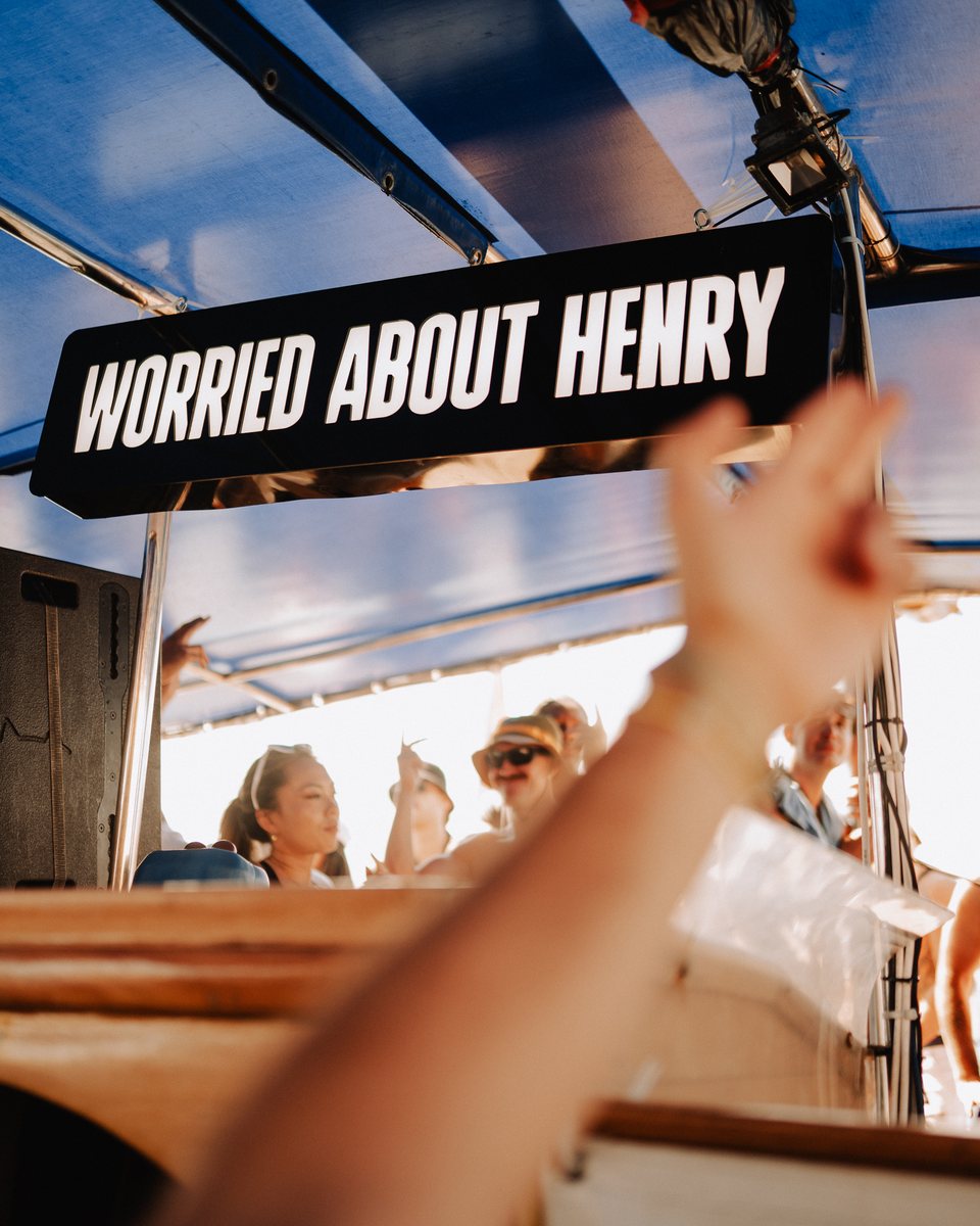 Boat Party Crowd